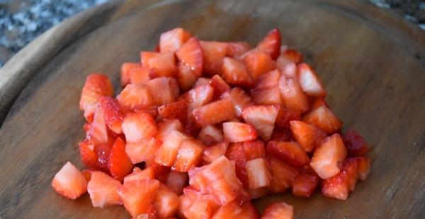 Strawberry and tomato tartar, recipe with photo